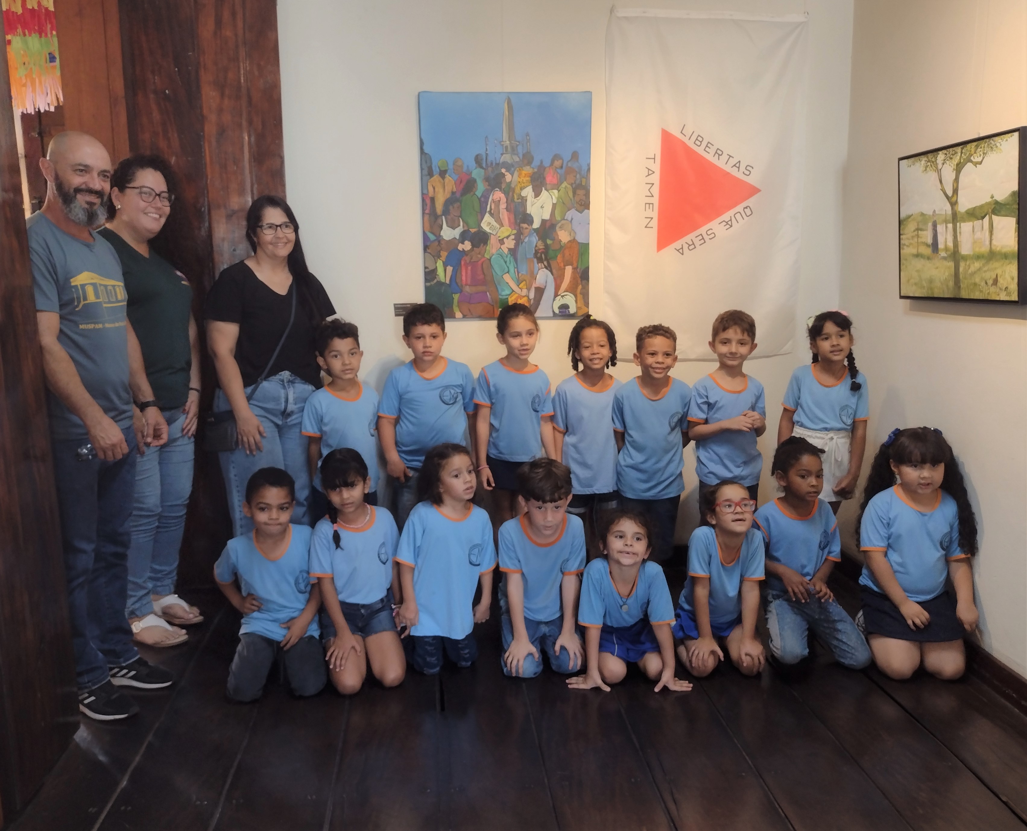 api-modulos/fotos/img/galeria_cat_culturais_490/490/12930/12 - VISITA GUIADA POR GUSTAVO, ESCOLA M. CONCEIÇÃO M., PROF. DAIANE EDILENE, 2º PER., 25.09.2024 (1).jpg